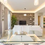 Saturnodream-4 Min To The Beach-free Parking Торремолинос