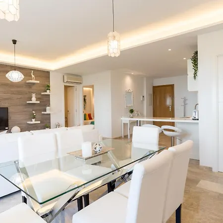 Saturnodream-4 Min To The Beach-seasonal Pool * Torremolinos