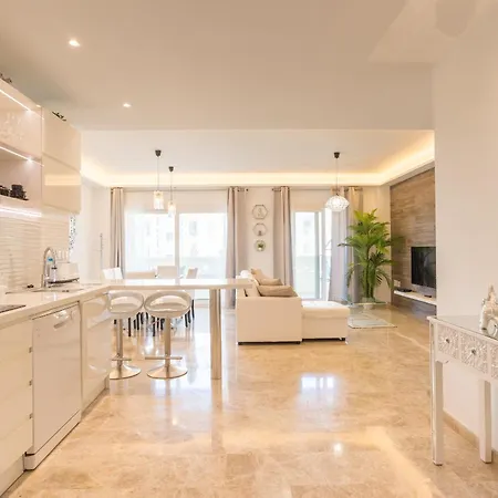 Saturnodream-4 Min To The Beach-seasonal Pool Torremolinos