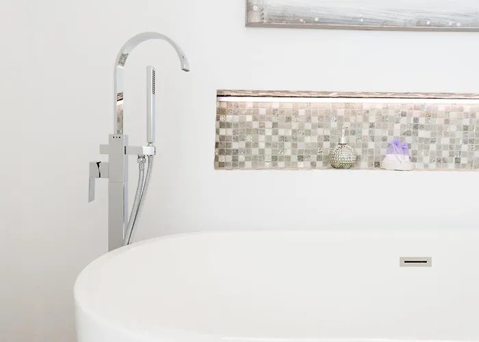 Saturnodream-4 Min To The Beach-free Parking Torremolinos