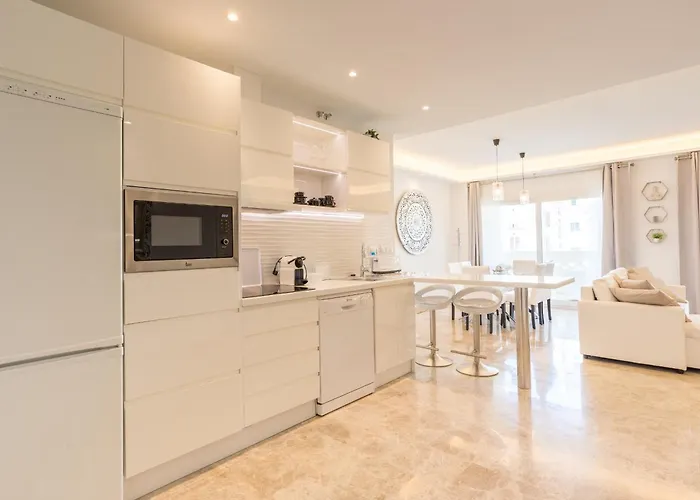 Apartamento Saturnodream-4 Min To The Beach-free Parking Torremolinos